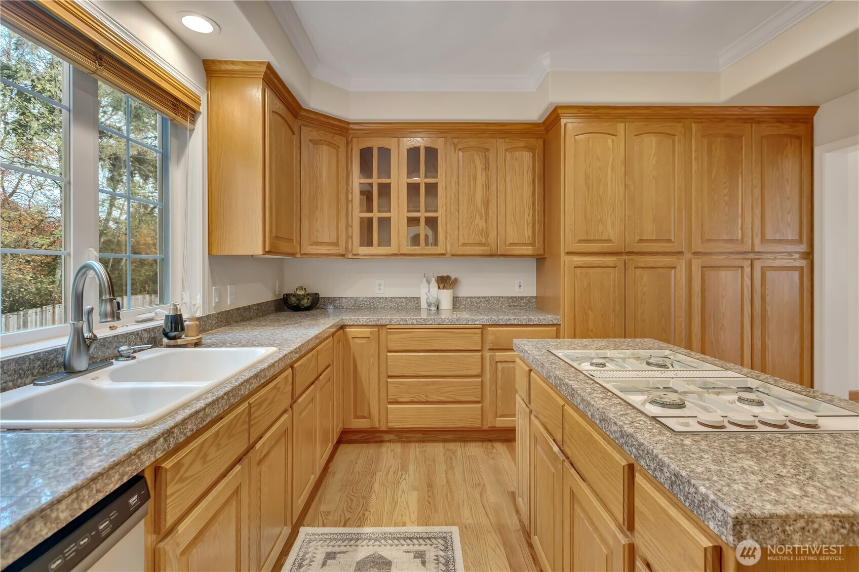 21508 32nd Place W, Brier, WA 98036