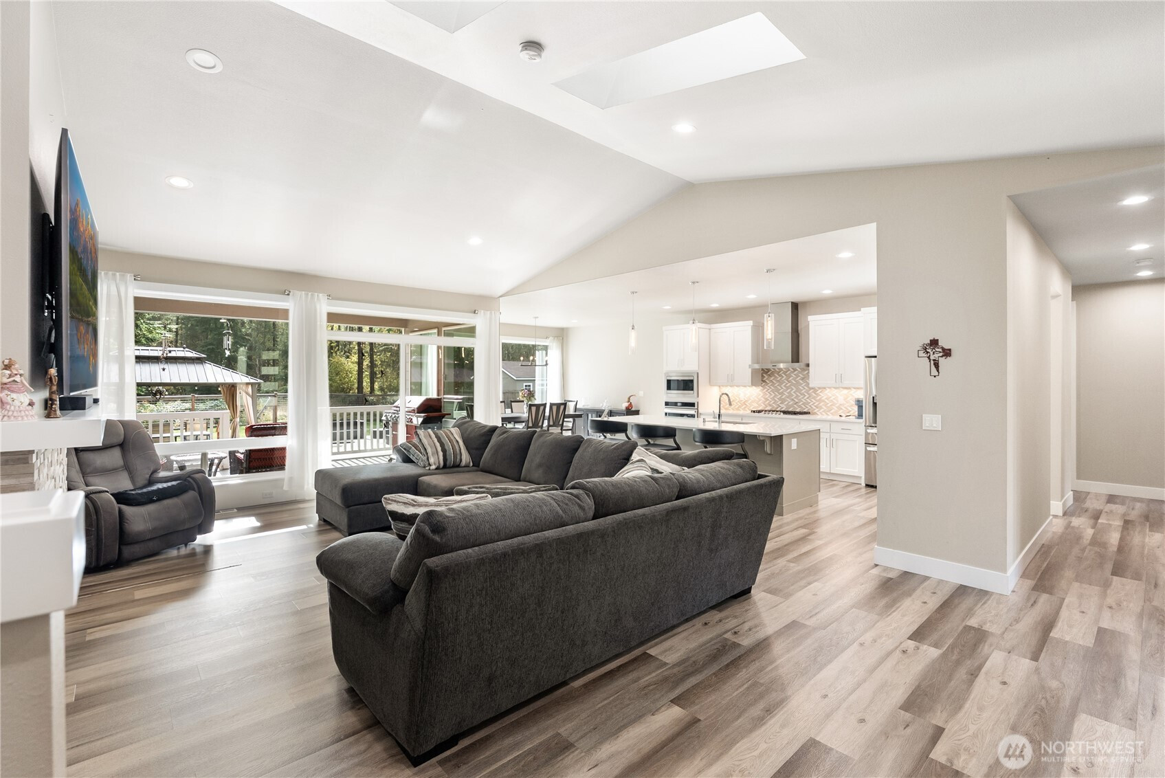 14025 107th Place NE, Lake Stevens, WA 98258