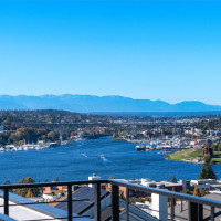 2214 Broadway E, Seattle, WA 98102