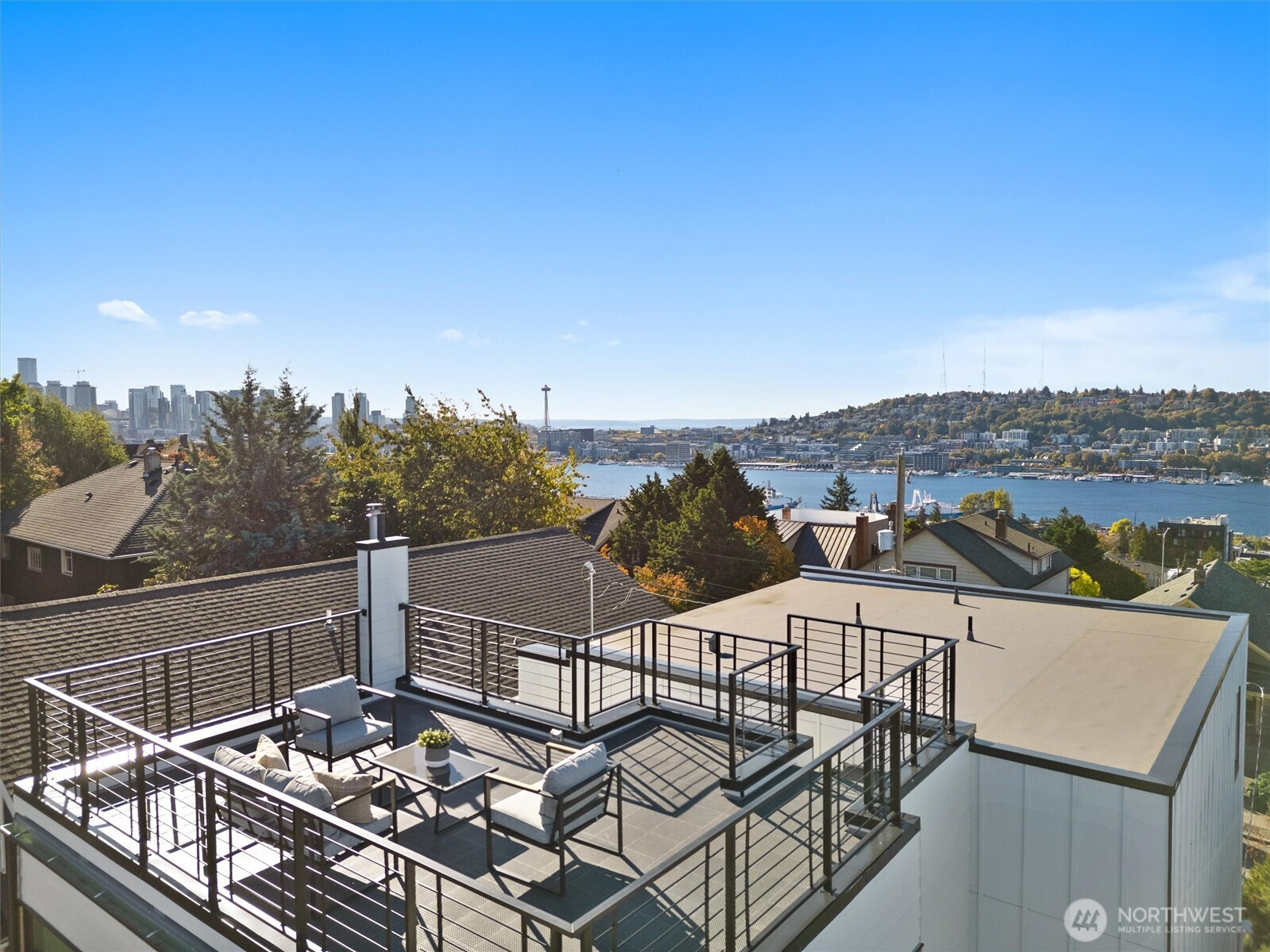 2214 Broadway E, Seattle, WA 98102