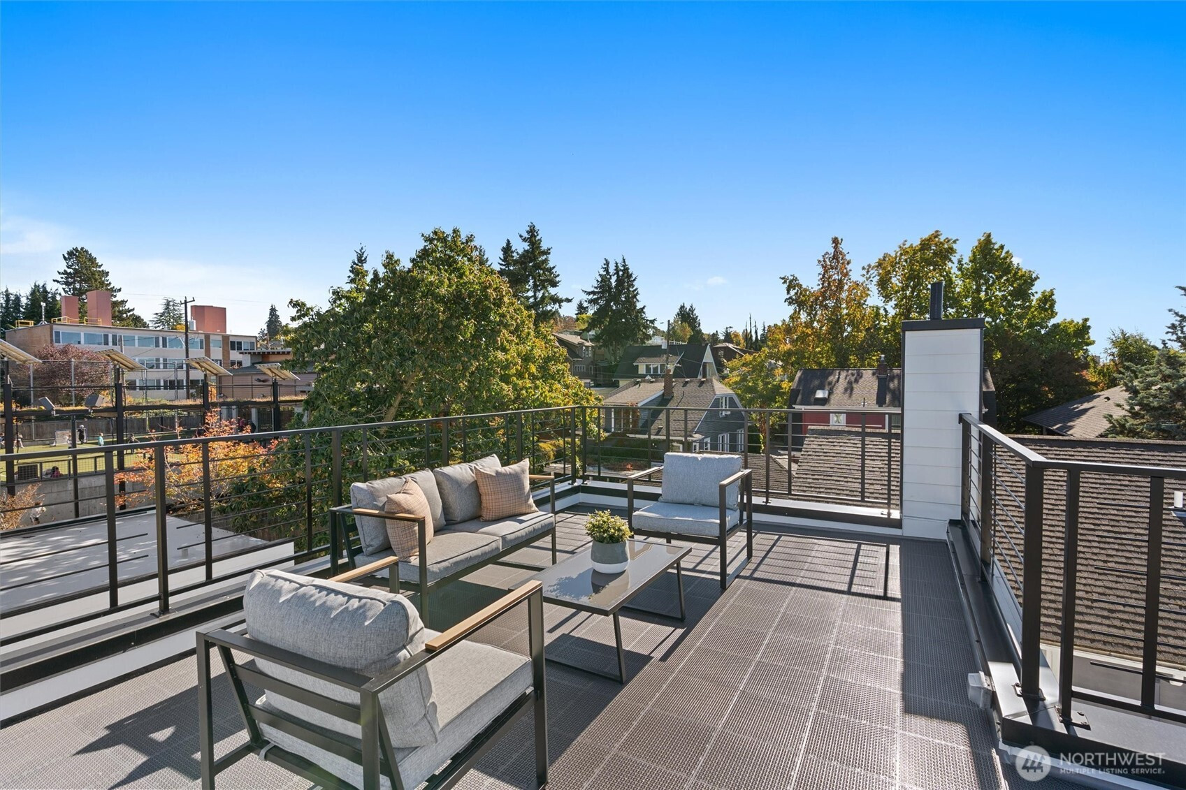 2214 Broadway E, Seattle, WA 98102