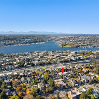 2214 Broadway E, Seattle, WA 98102