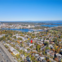 2214 Broadway E, Seattle, WA 98102