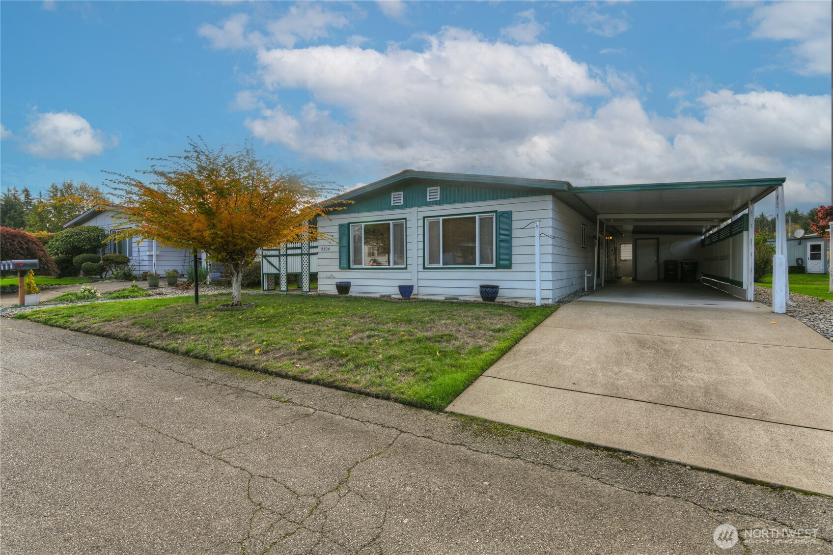 2204 Alonda Lane NE, Olympia, WA 98516