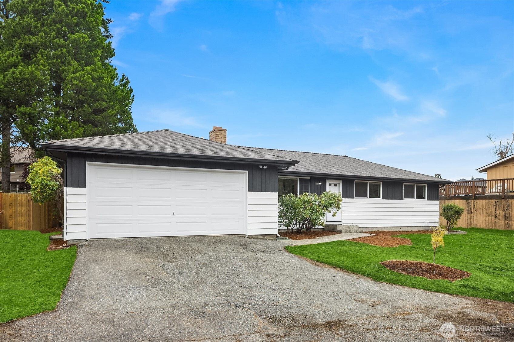 520 SW 123rd Place, Seattle, WA 98146