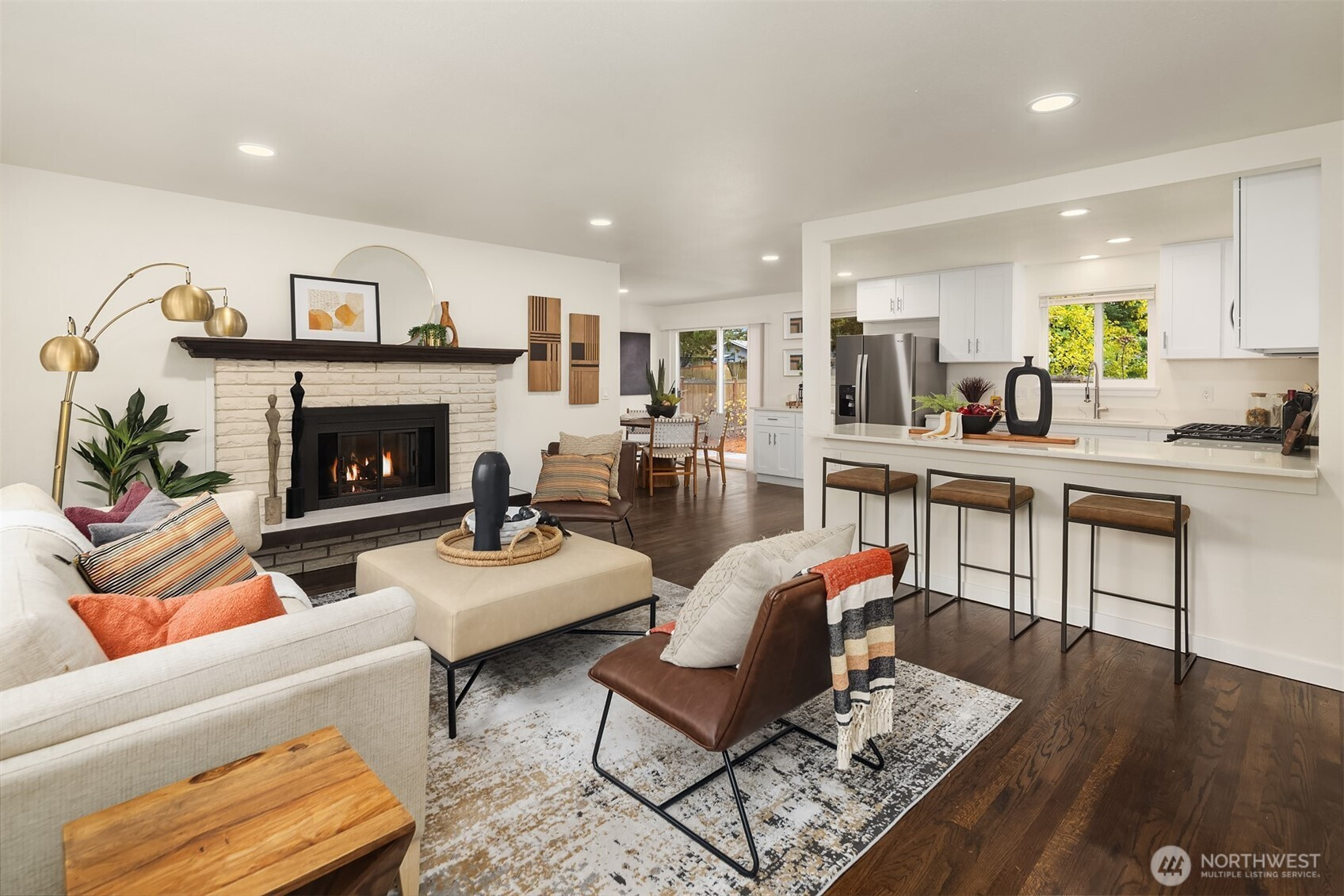 520 SW 123rd Place, Seattle, WA 98146