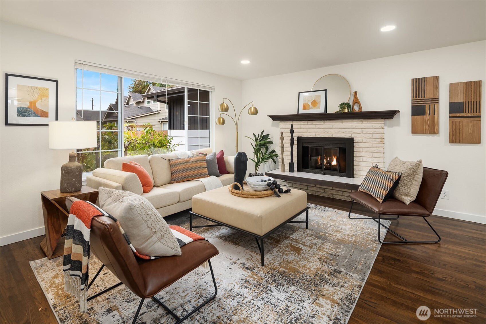 520 SW 123rd Place, Seattle, WA 98146