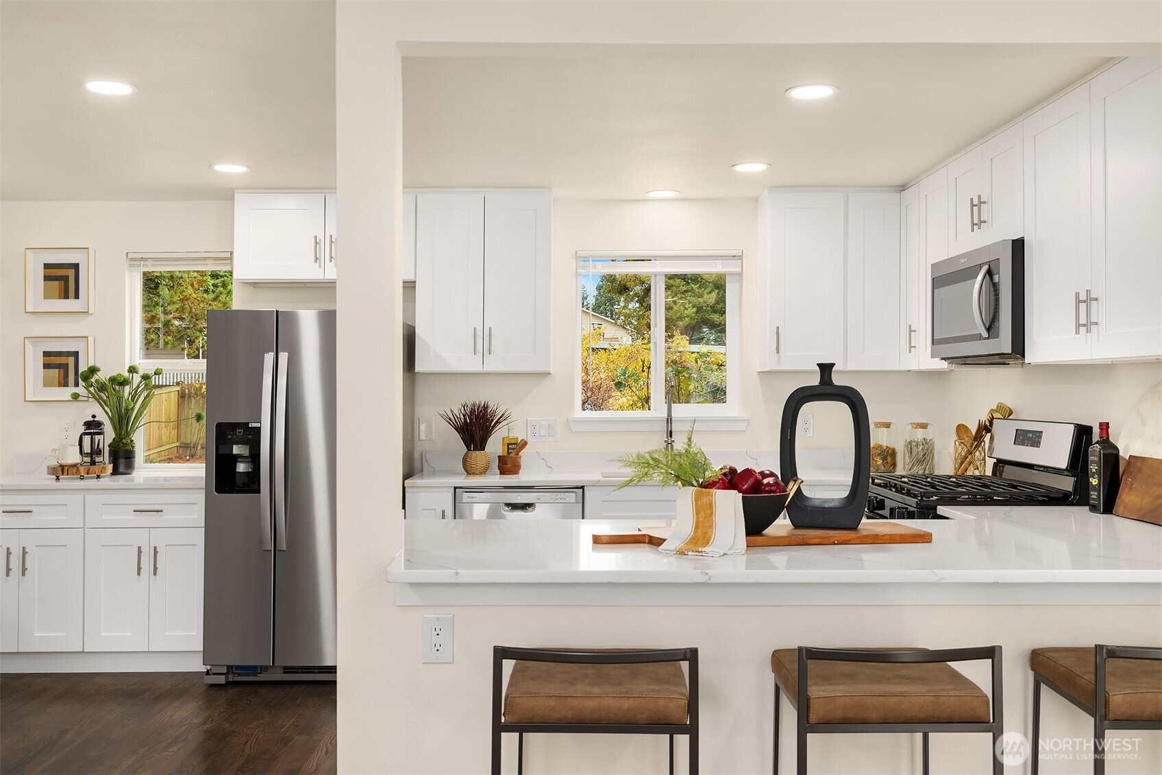 520 SW 123rd Place, Seattle, WA 98146