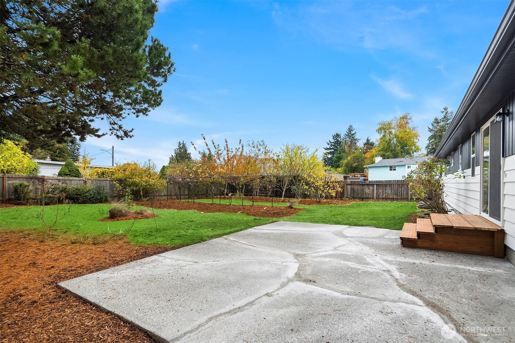 520 SW 123rd Place, Seattle, WA 98146