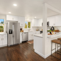 520 SW 123rd Place, Seattle, WA 98146