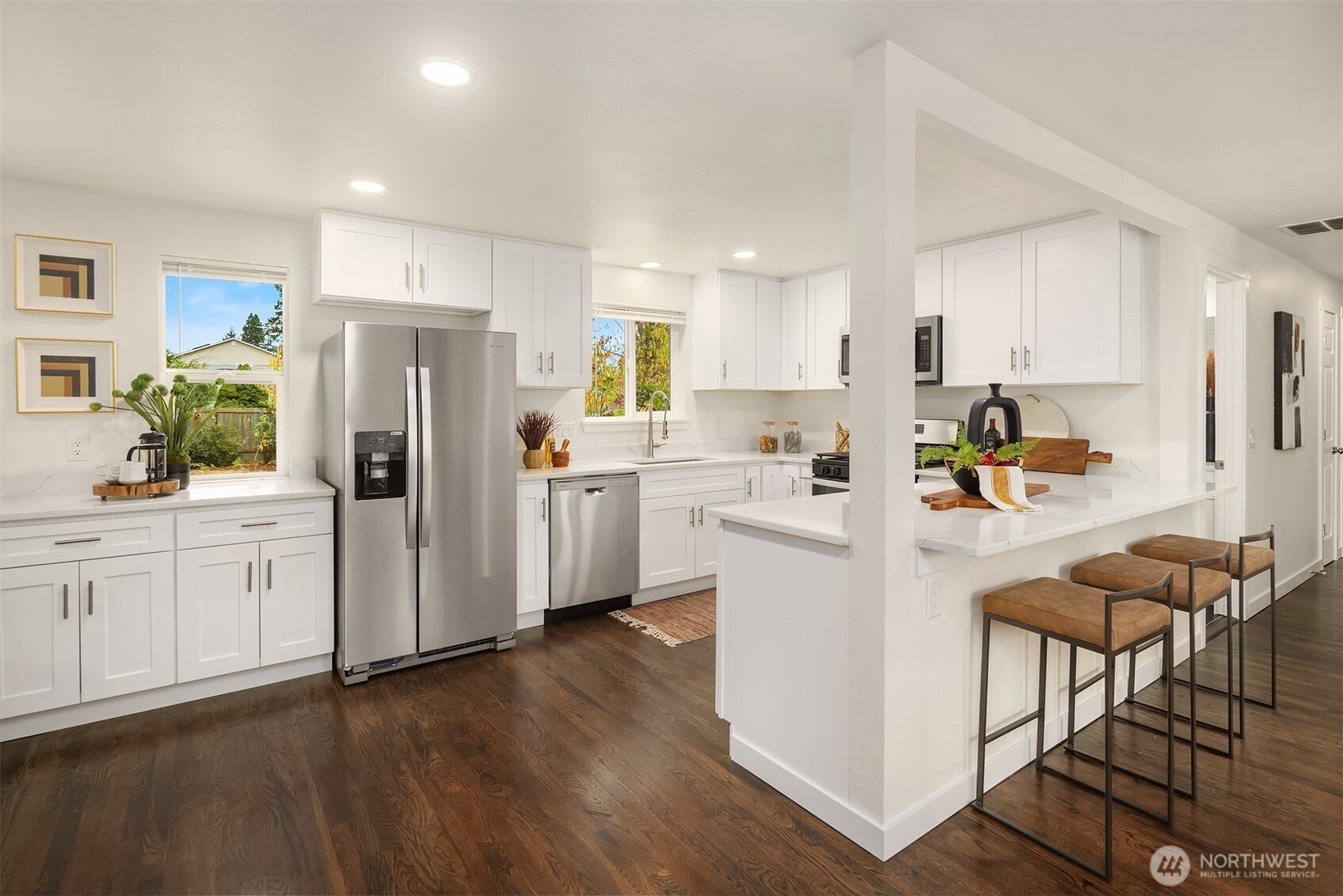 520 SW 123rd Place, Seattle, WA 98146