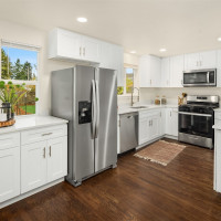 520 SW 123rd Place, Seattle, WA 98146