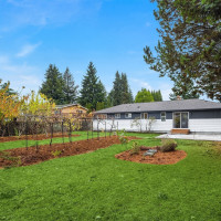 520 SW 123rd Place, Seattle, WA 98146