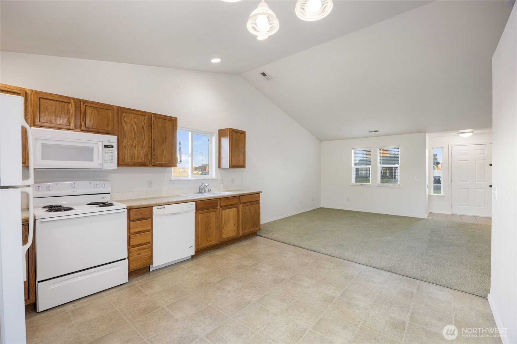 1310 W Virginia, Moses Lake, WA 98837