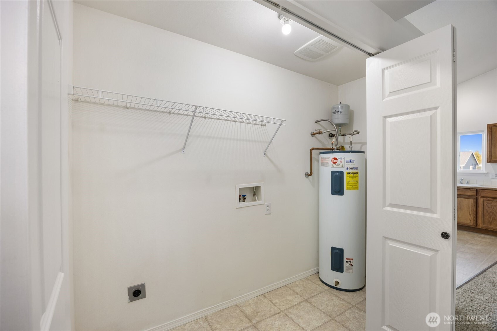 1310 W Virginia, Moses Lake, WA 98837