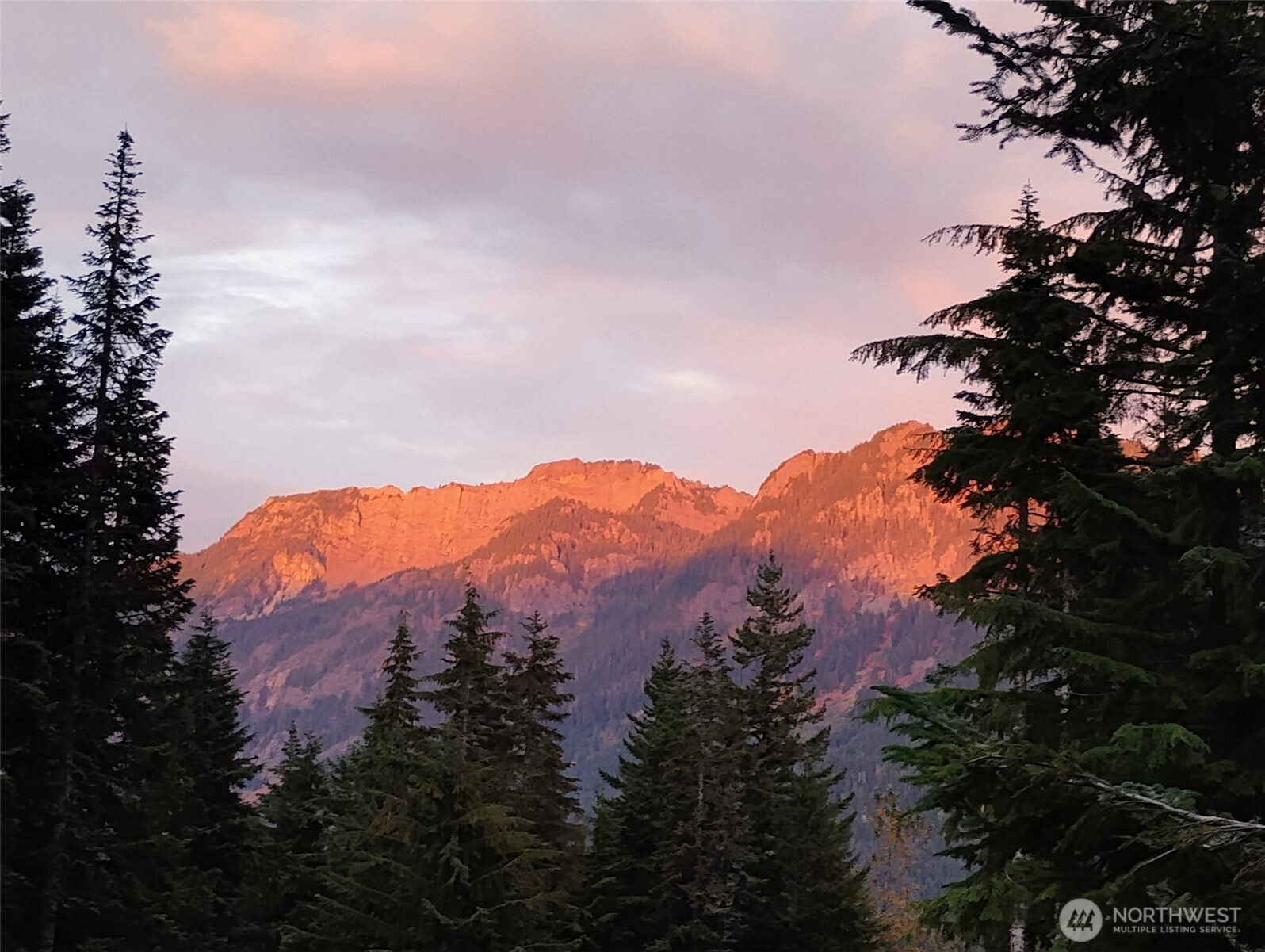 160 Innsbruck Drive, Snoqualmie Pass, WA 98068