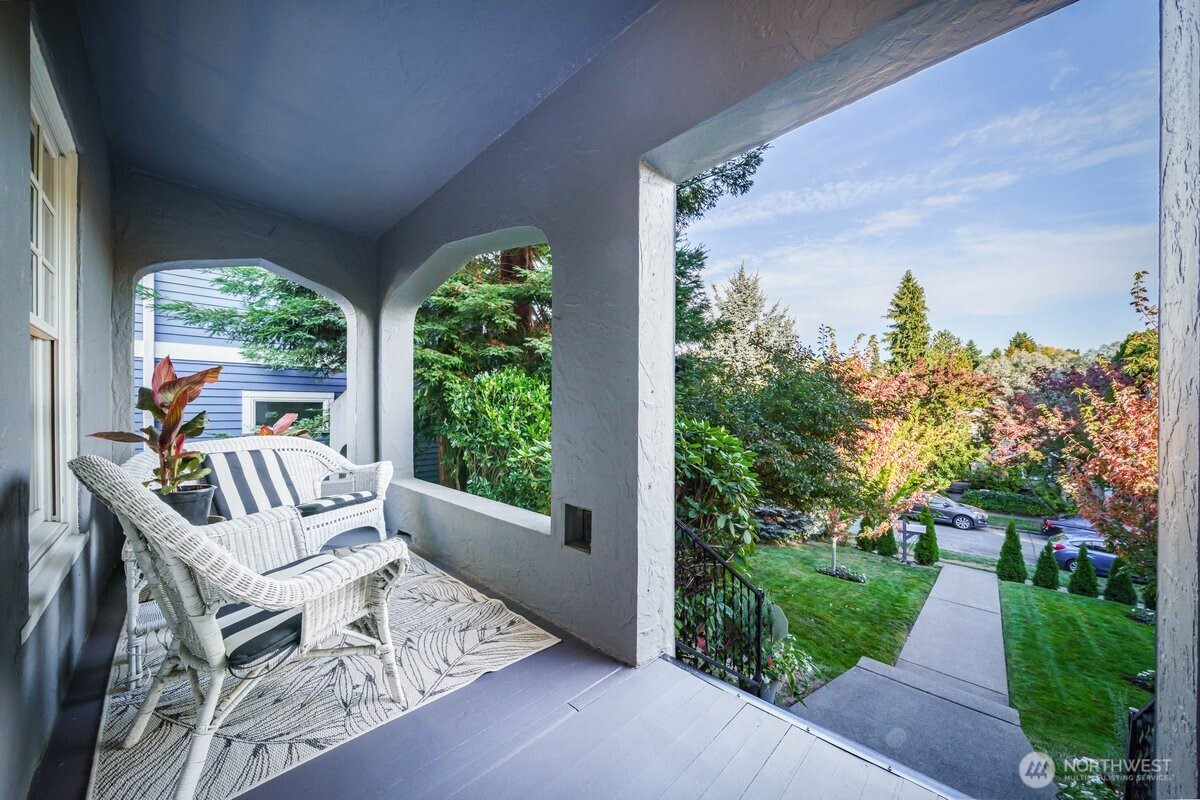 5417 40th Avenue SW, Seattle, WA 98136