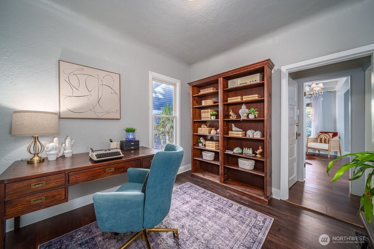 5417 40th Avenue SW, Seattle, WA 98136