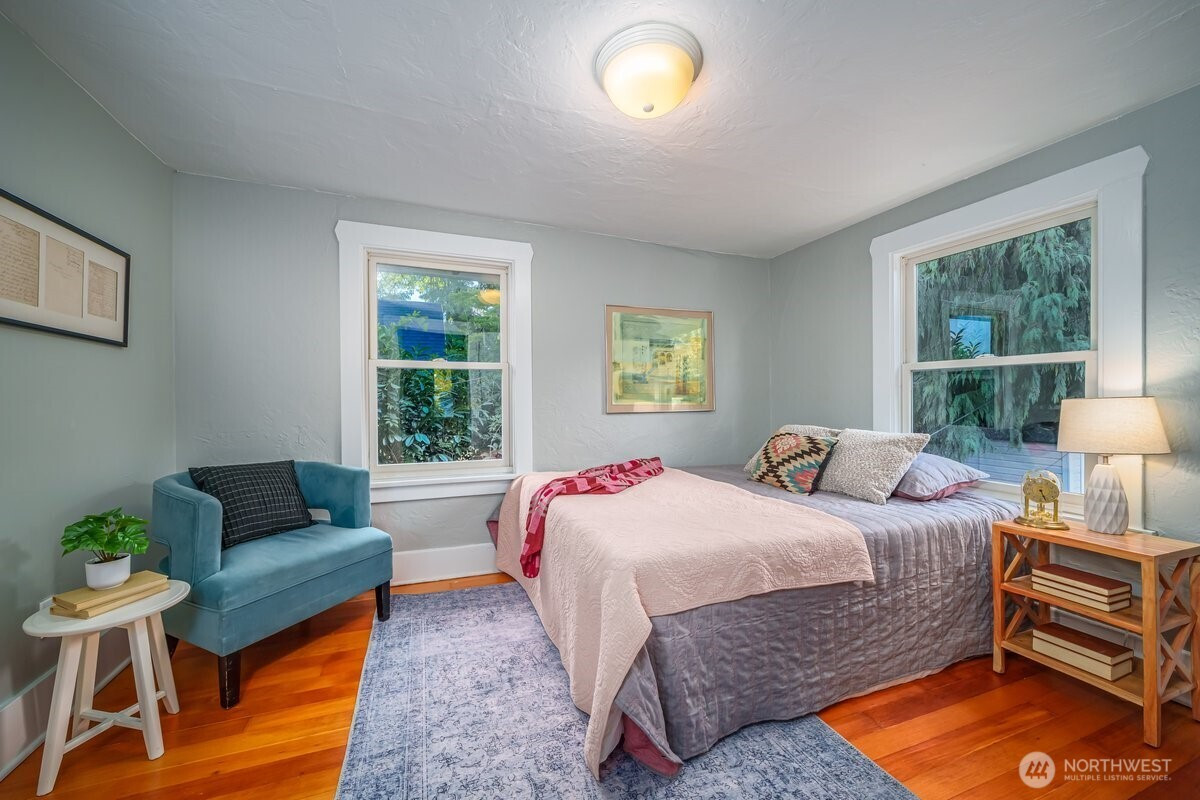 5417 40th Avenue SW, Seattle, WA 98136