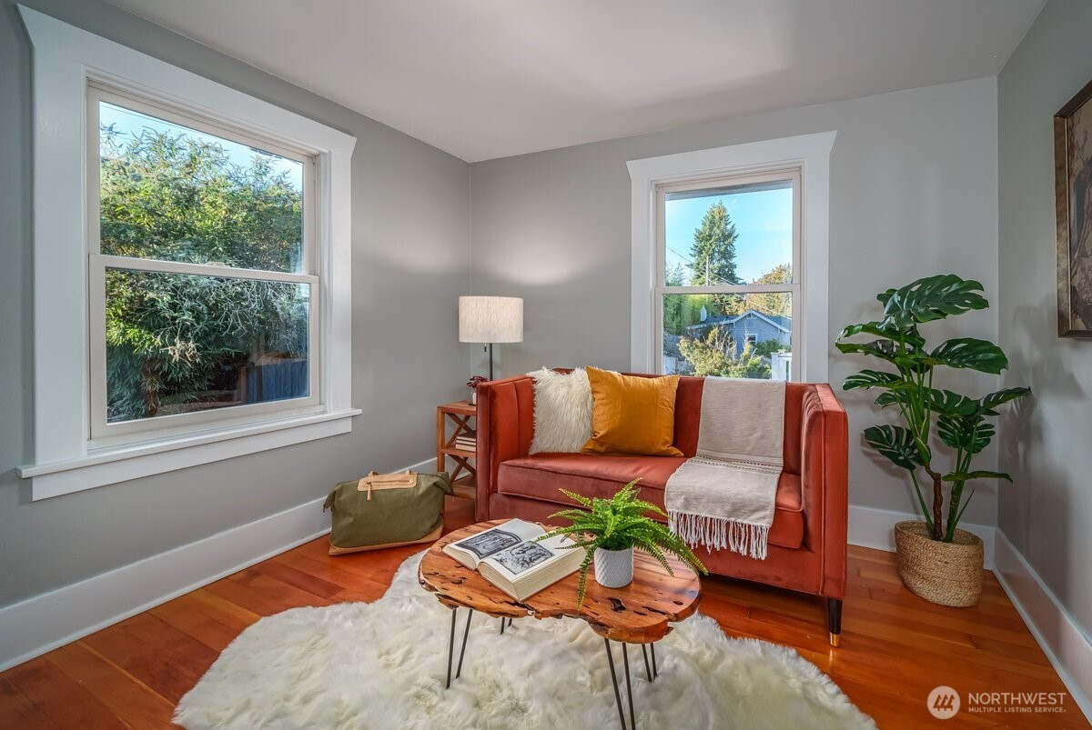 5417 40th Avenue SW, Seattle, WA 98136