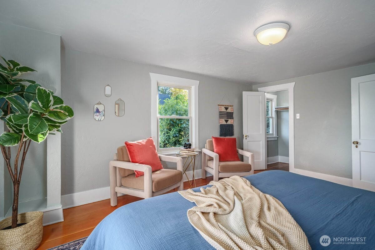 5417 40th Avenue SW, Seattle, WA 98136