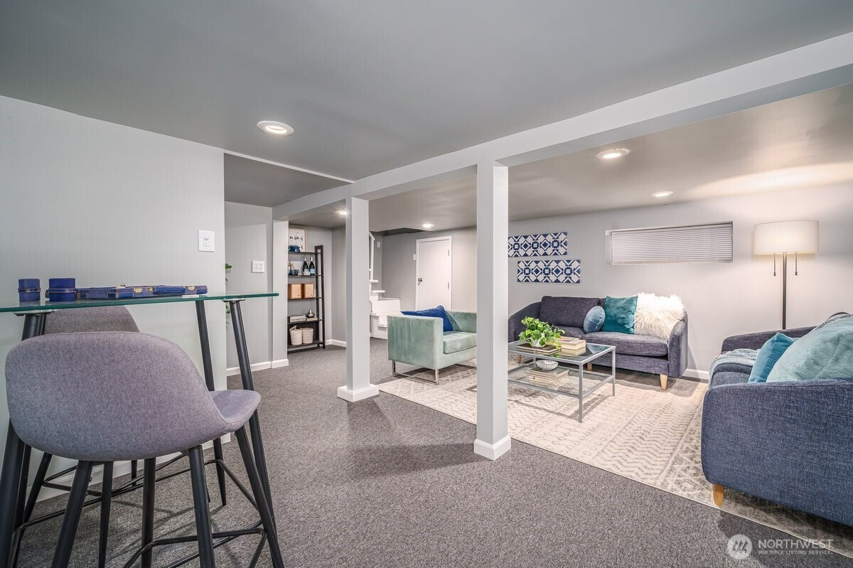 5417 40th Avenue SW, Seattle, WA 98136