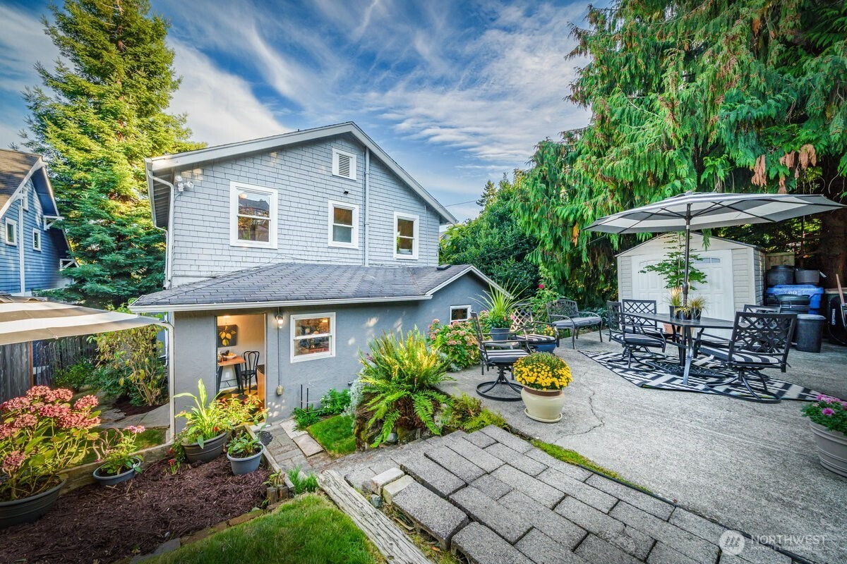 5417 40th Avenue SW, Seattle, WA 98136