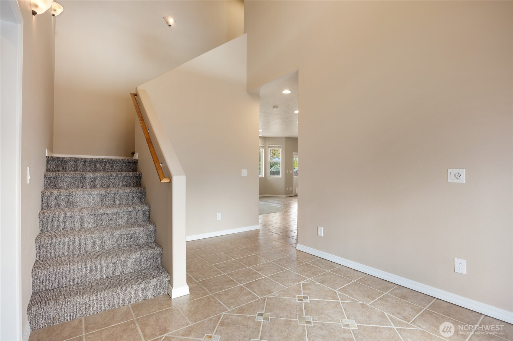 8261 Diamond Point Circle NE, Moses Lake, WA 98837