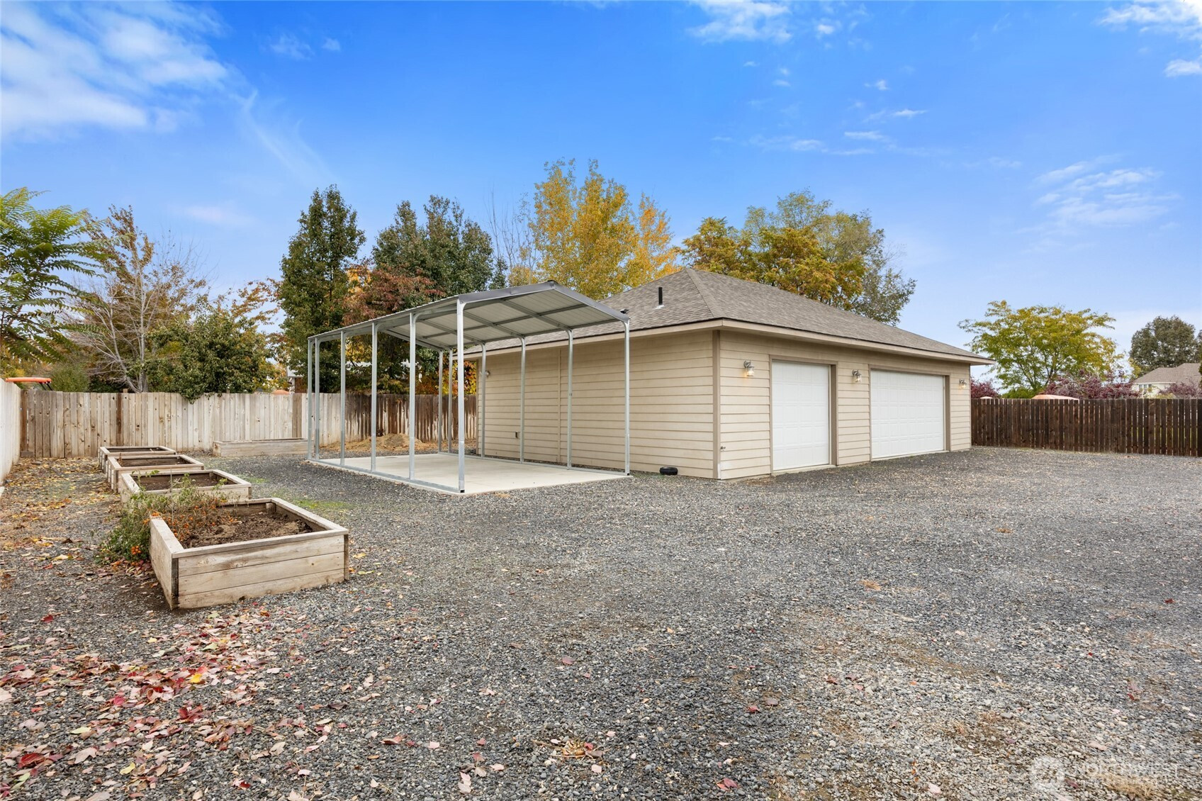 8261 Diamond Point Circle NE, Moses Lake, WA 98837