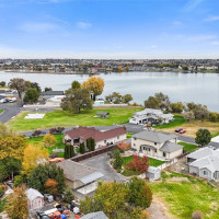 8261 Diamond Point Circle NE, Moses Lake, WA 98837