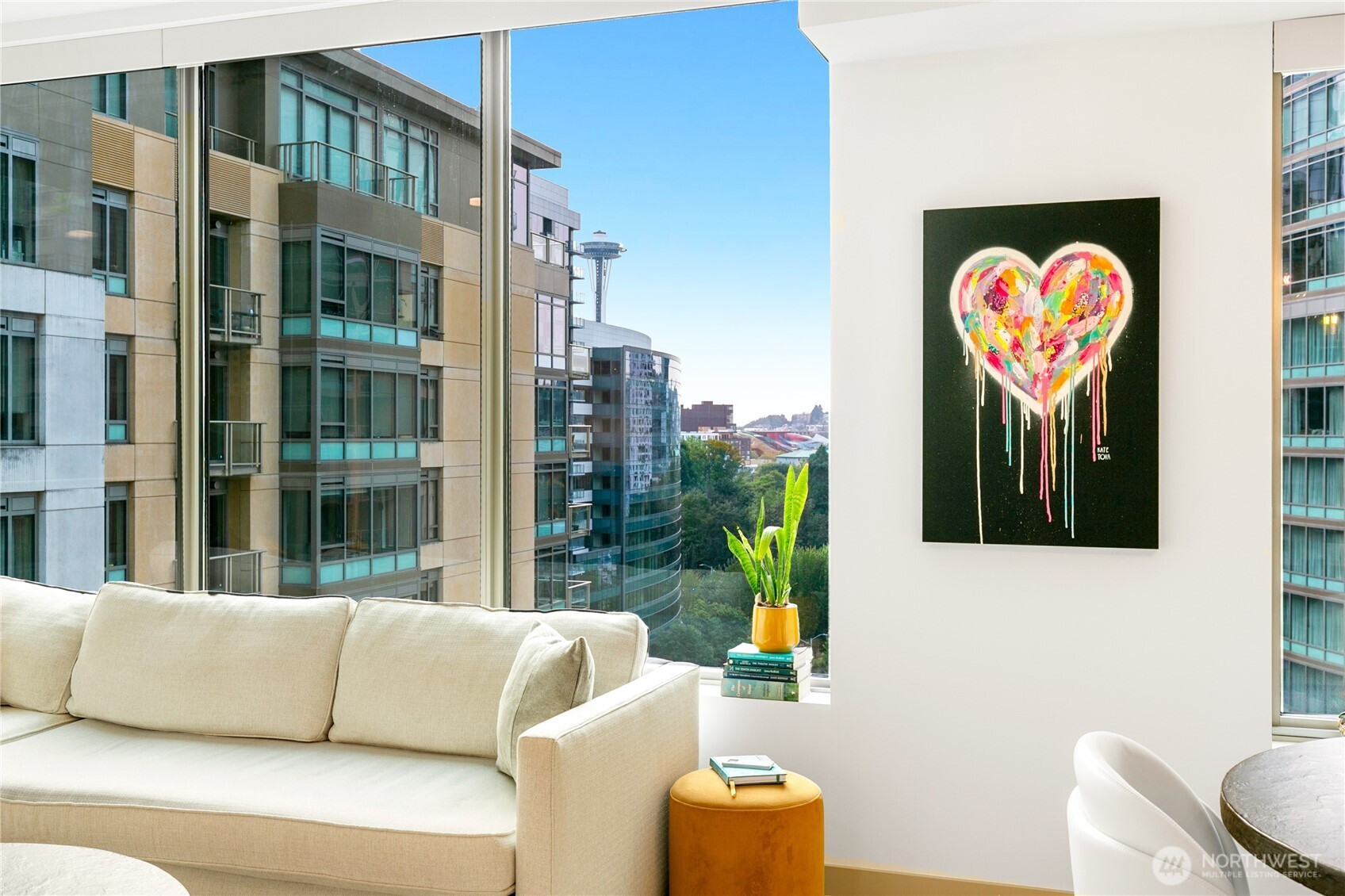 910 Lenora Street, Seattle, WA 98121