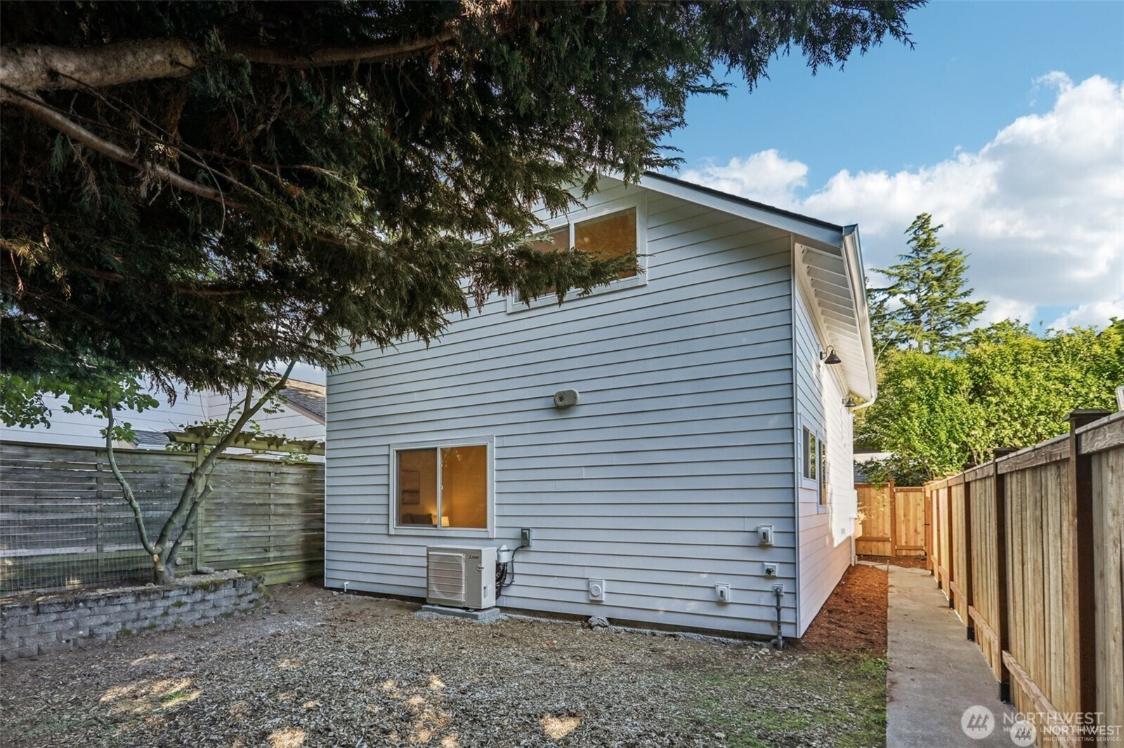 316 N 117th Street, Seattle, WA 98133