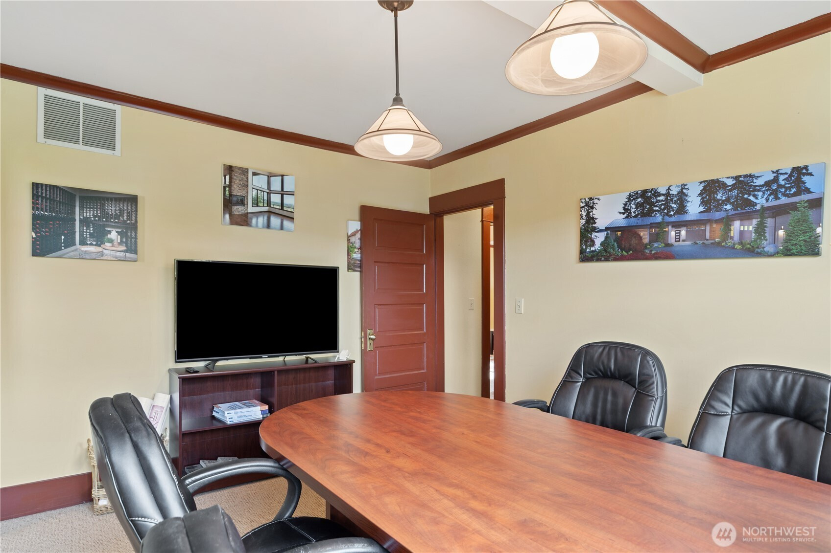 19679 Front Street NE, Poulsbo, WA 98370