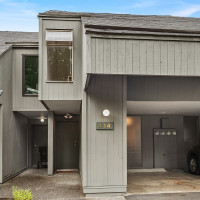 6582 137th Avenue NE, Redmond, WA 98052