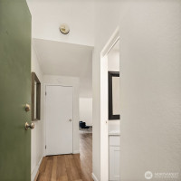 6582 137th Avenue NE, Redmond, WA 98052