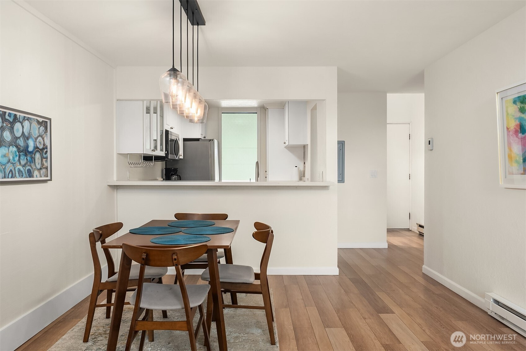 6582 137th Avenue NE, Redmond, WA 98052