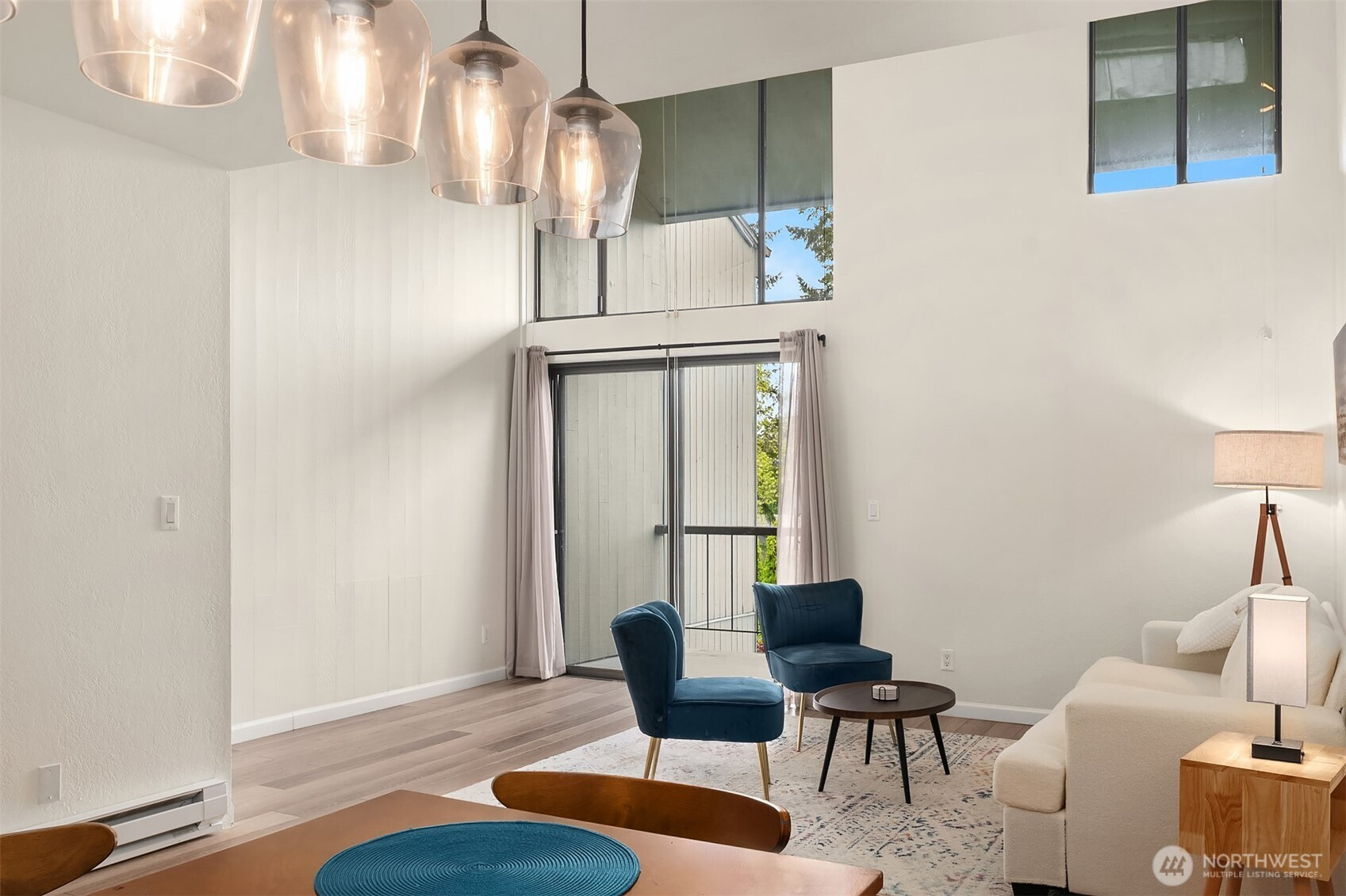 6582 137th Avenue NE, Redmond, WA 98052