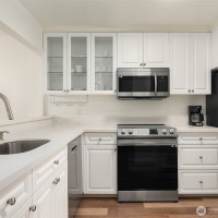 6582 137th Avenue NE, Redmond, WA 98052