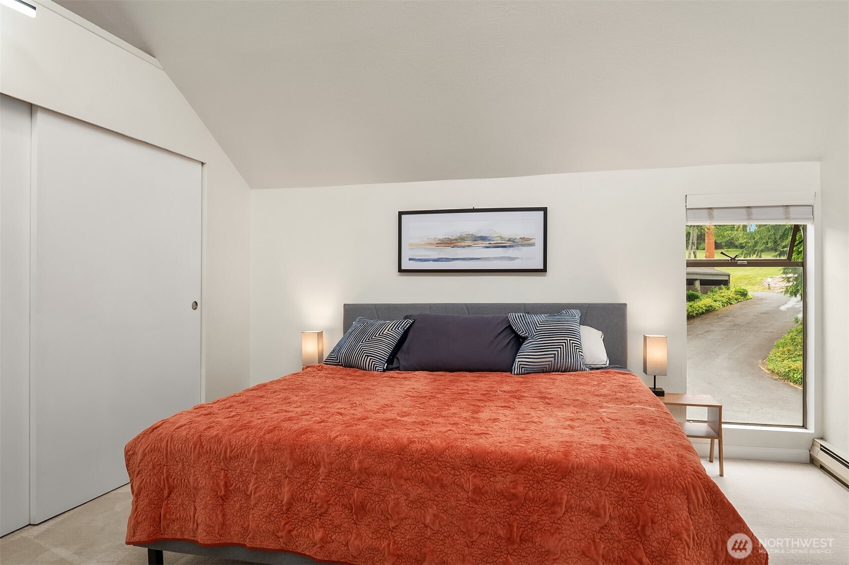 6582 137th Avenue NE, Redmond, WA 98052