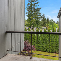 6582 137th Avenue NE, Redmond, WA 98052