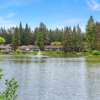 6582 137th Avenue NE, Redmond, WA 98052