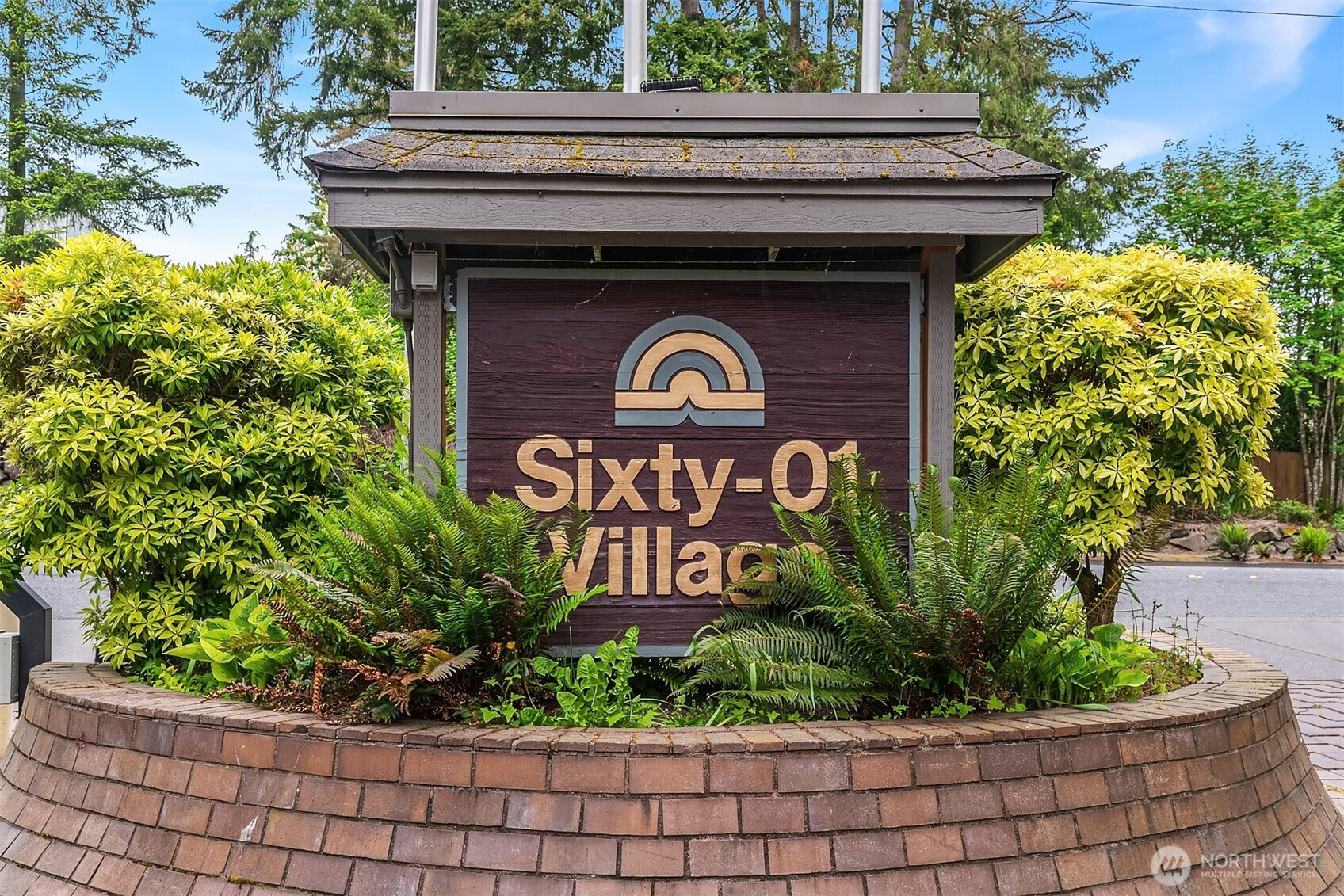 6582 137th Avenue NE, Redmond, WA 98052