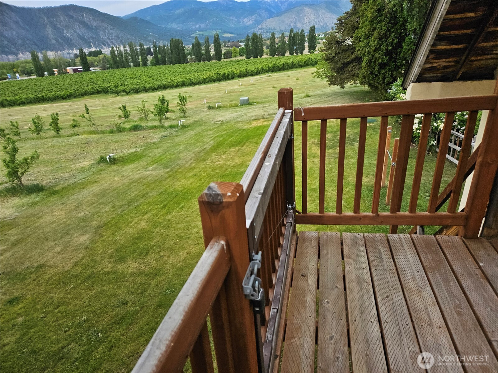 1555 Swartout Road, Manson, WA 98831