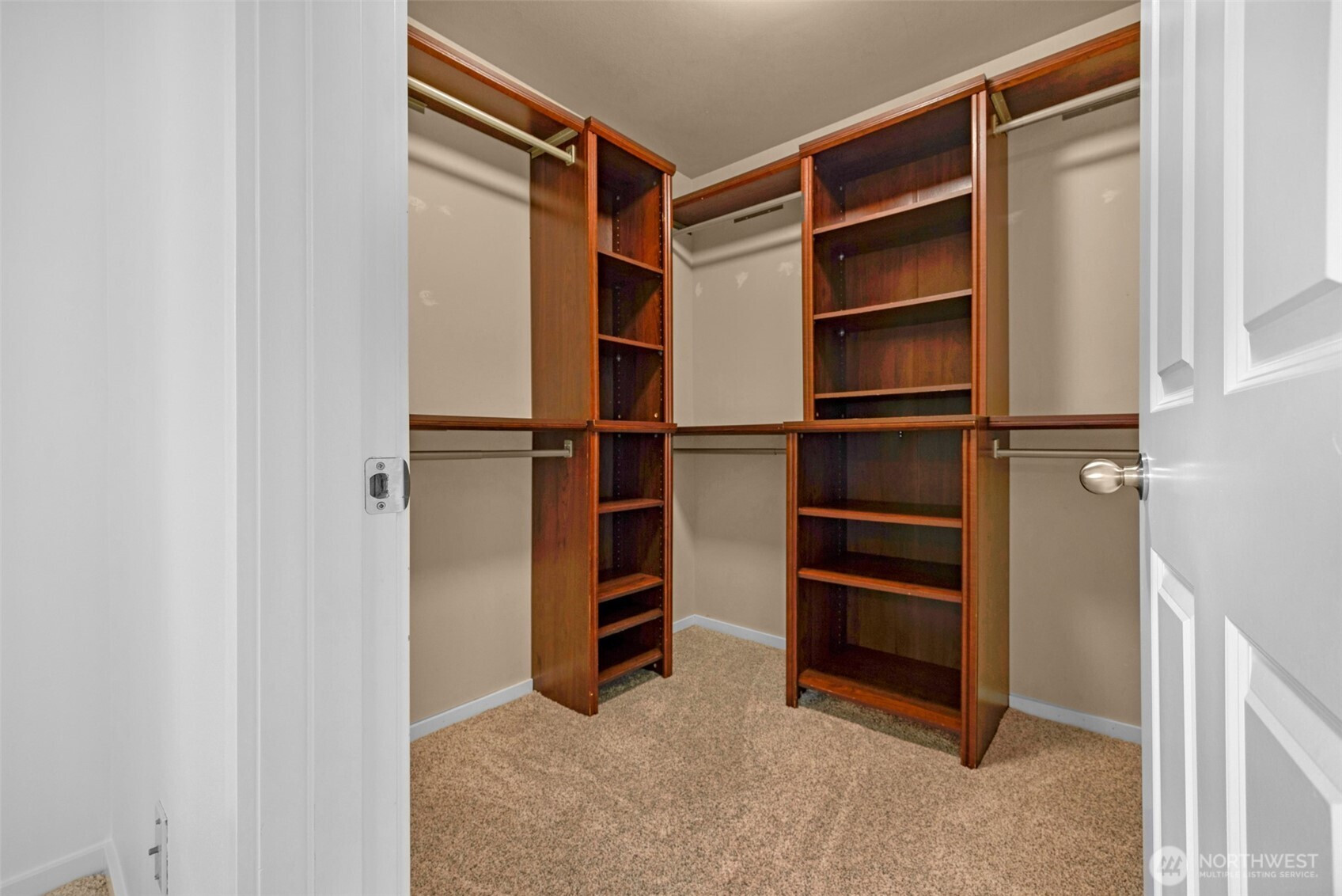 3914 82nd Avenue NE, Marysville, WA 98270