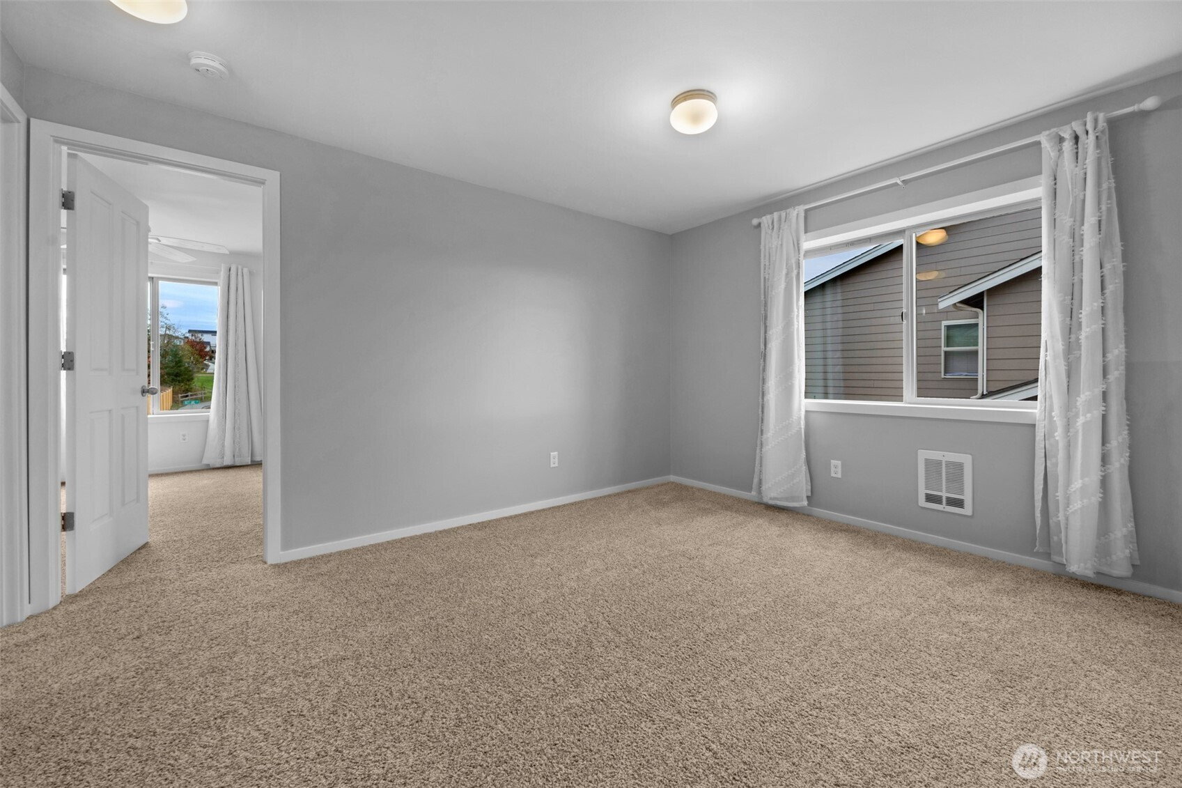 3914 82nd Avenue NE, Marysville, WA 98270