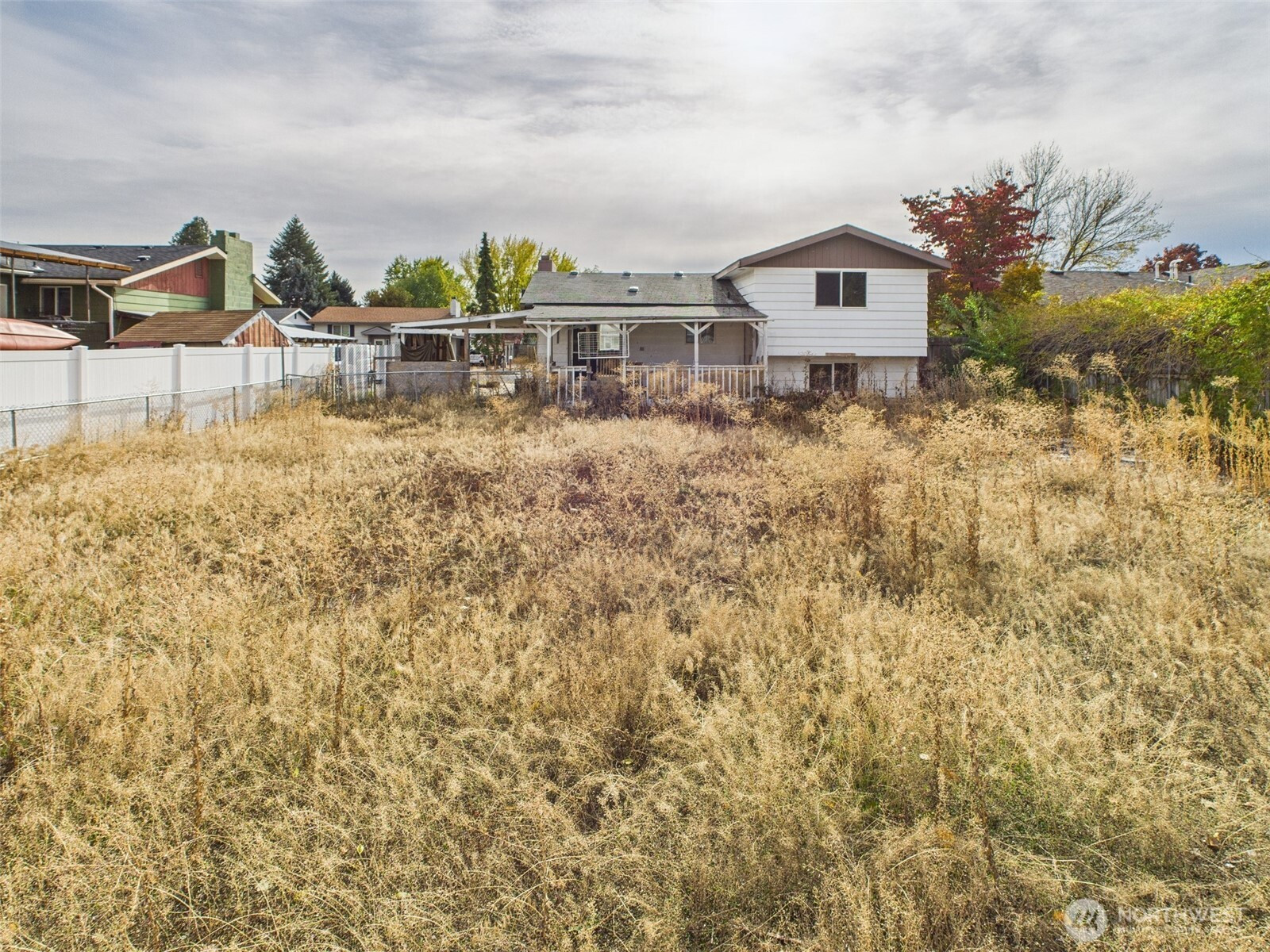 4219 E Carlisle Avenue, Spokane, WA 99217