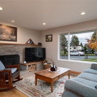 2304 E Avenue, Anacortes, WA 98221