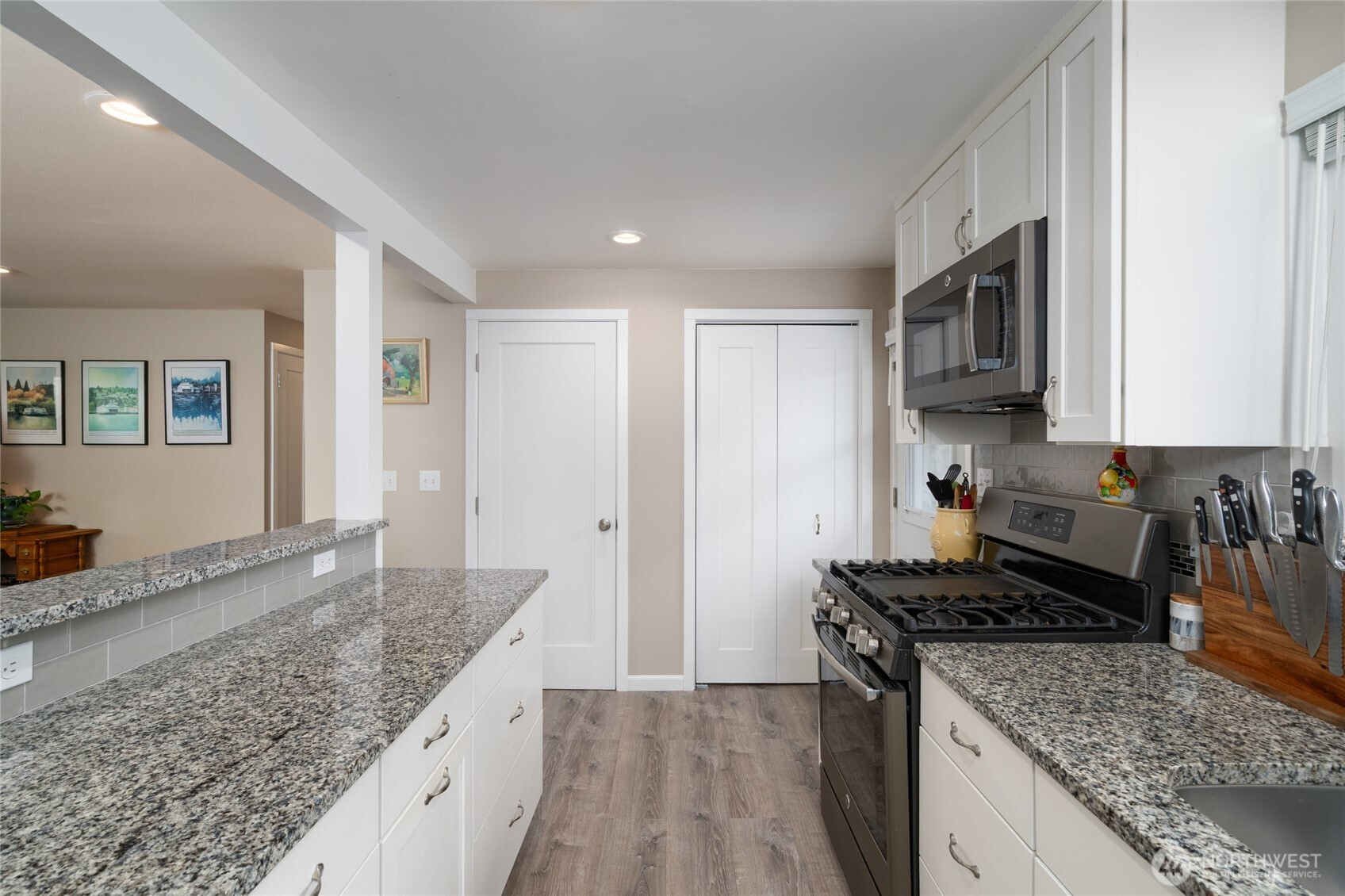 2304 E Avenue, Anacortes, WA 98221