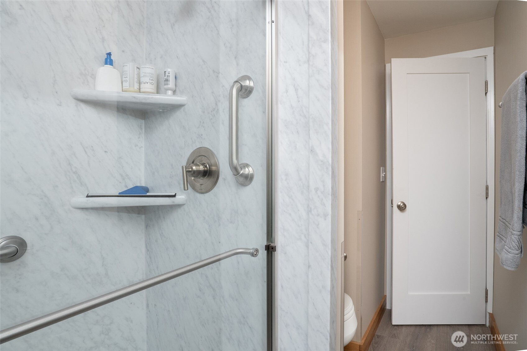 2304 E Avenue, Anacortes, WA 98221