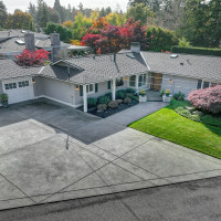 8711 NE 11th Street, Medina, WA 98039